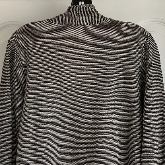 Eileen Fisher women’s Linen Cardigan - Picture 4 of 8